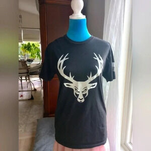 Black deer antler white men's medium size m t-shirt shirt buckedup NBA American